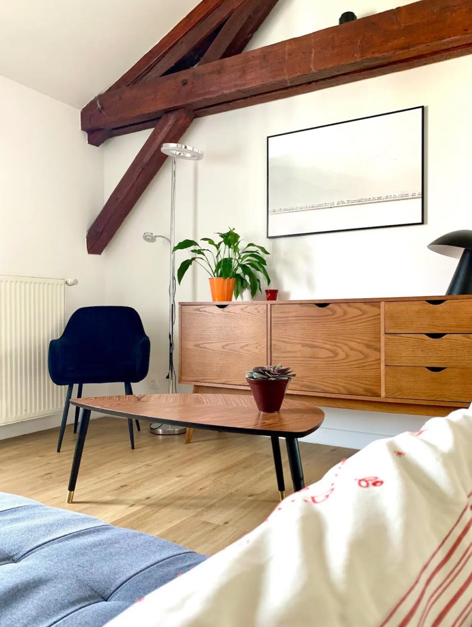 Photo après de la rénovation de l'appartement à Troyes pour une colocation rentable après litige avec un artisan - salon